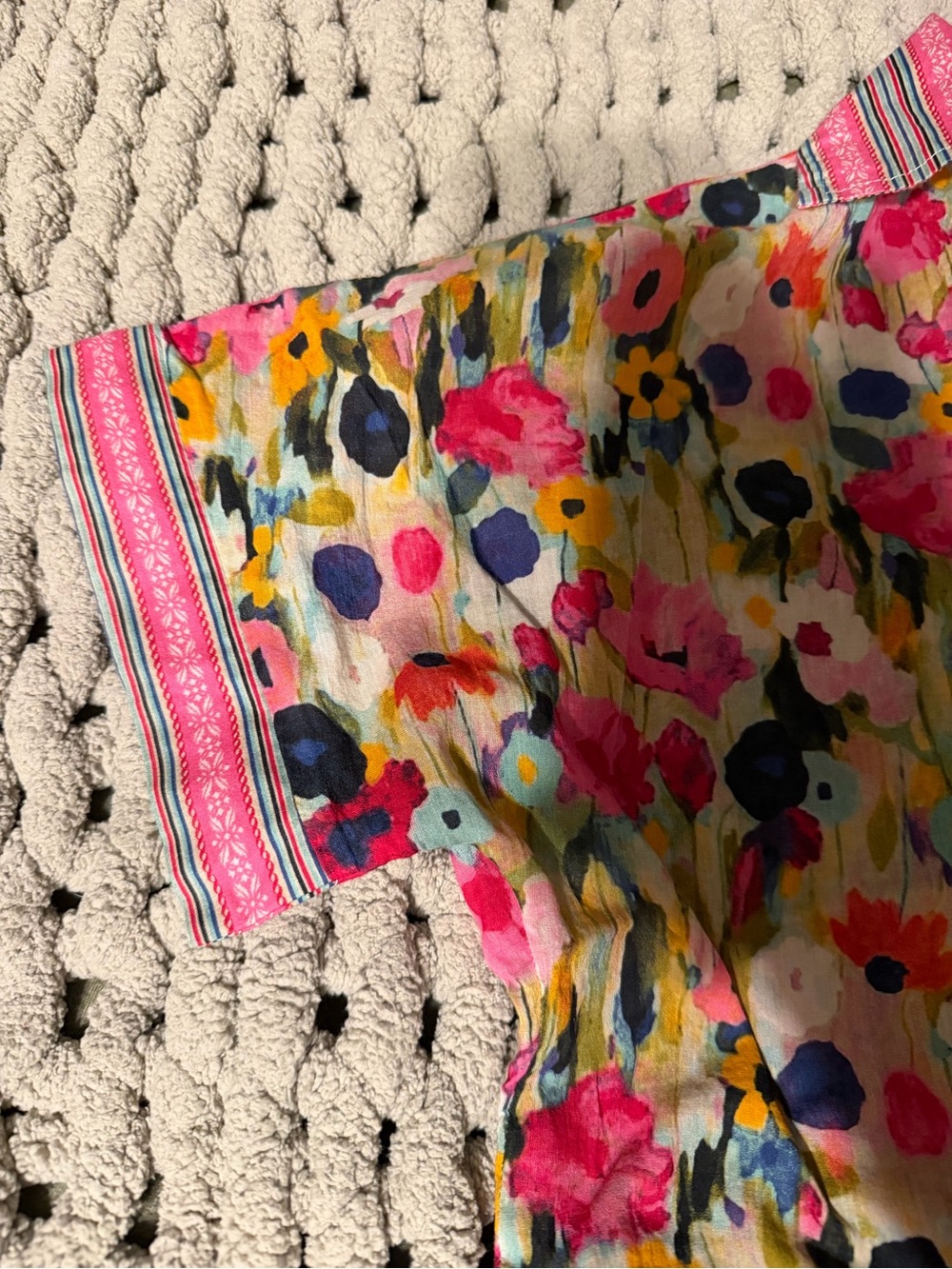Bright Floral V-Neck Short Sleeve Dress - Picture 3 of 5